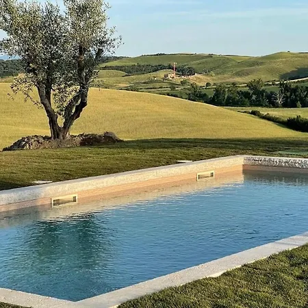 Villa In Toscana